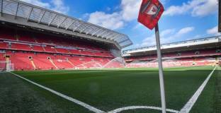 New Balance заведе дело срещу Ливърпул