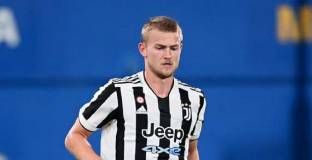  Челси е готов да плати 38 млн. и Вернер за Де Лигт 