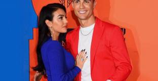 Джорджина се похвали с бижута за 1 милион