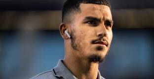 Тулуза отстрани играч, обидил заместник-кмета на града