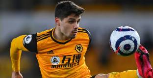  Арсенал не бърза за Нето