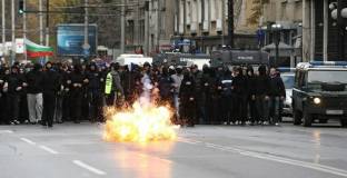 НКП: Има още билети - на финала всички с шалове!