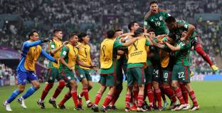 Мексико спечели, но недостатъчно резултатно