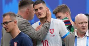 Шик няма да играе срещу Турция