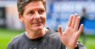 Айнтрахт Франкфурт ще се раздели с Гласнер