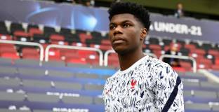  Ливърпул се примирил, че Чаумени ще отиде в Реал Мадрид 