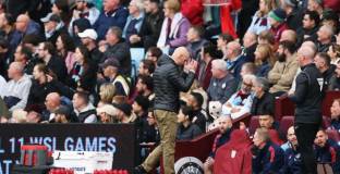 „Бръмбар” е бил инсталиран в съблекалнята на Ман Юнайтед на „Вила Парк”