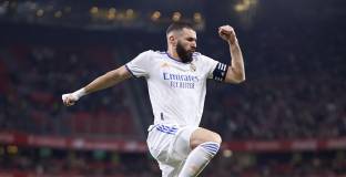 Бензема изпревари Роналдо по голове за годината