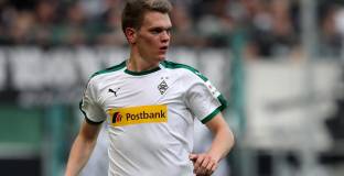 Тотнъм и Атлетико хвърлиха око на защитник на Борусия М. 