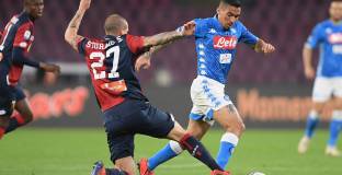 Наполи с грешна стъпка - Юве на победа от титлата (видео)