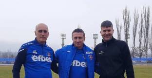 Легенда на ЦСКА пое отбор от Втора лига