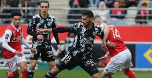 Реймс - Олимпик Лион0:0 