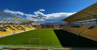 Опашка за билети на 