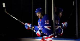 Рейнджърс намали изоставането си срещу Пантерс