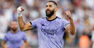 Бензема изтри акаунтите си в социалните мрежи