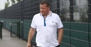 Еберл може да доведе в Ливърпул пет звезди от Бундеслигата 