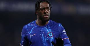 Уест Хем иска да откупи Аксел Дисаси от Челси