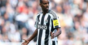 Още един клуб се готви да се включи в надпреварата за Исак