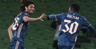 Дъндолк - Арсенал 2:4 