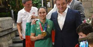 Ивет Горанова се сбогува с Алексей Петров