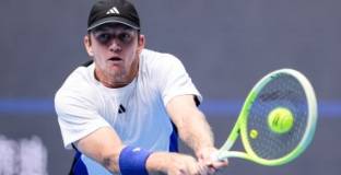 Фокина и Махач ще спорят за титлата в Акапулко