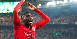 Щутгарт - Айнтрахт 2:3 