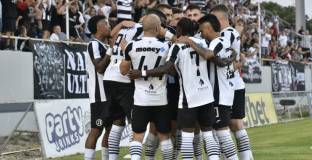 Локо Пловдив с нова победа и 1-во място (видео)