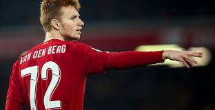 Ливърпул отдава Сеп ван ден Берг под наем