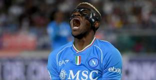 Наполи с реми, Осимен пропуска дузпа и крещи по треньора си