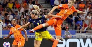 Холандия победи Швеция и е на финал на Световното за жени