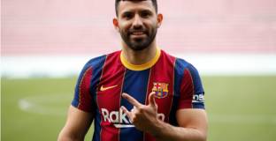 Агуеро ще получава 4 пъти по-малко в Барса 