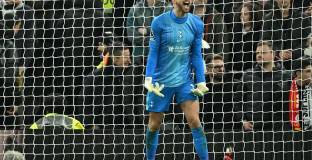 Скандал във Висшата лига: Тотнъм се оплака от подигравка с Викарио, видео беше изтрито