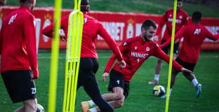 Адриан Лапеня за Вечното дерби: Това е абсолютно луд мач