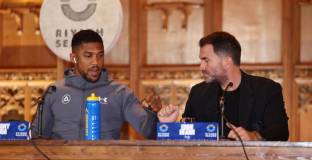  Хърн посочи потенциалните съперници на Ей Джей