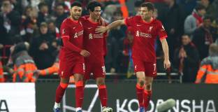 Минамино прати Ливърпул напред през Норич