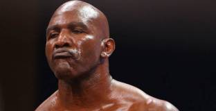 Холифийлд: Боят с Усик ще е труден за Джошуа