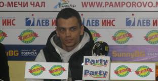 Българин в битка на ринга за континенталната титла на славянските народи