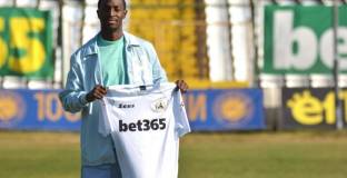 ЦСКА се разбра със Славия за Соле