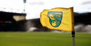 Норич забрани на двама да посещават стадиона за три години