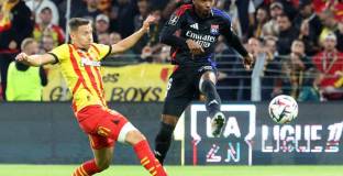 Драма в Лион: Ланс изпусна 2:0, но оцеля след дузпи и стигна до полуфиналите 