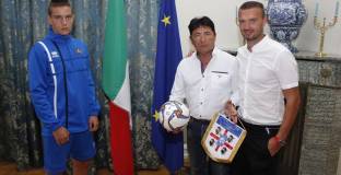 Левски и Каляри заедно при посланика на Италия