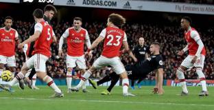 Арсенал е допуснал 52 удара, това е най-лош показател в Европа