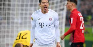 Левандовски е първият играч в Европа с 30 гола през сезона