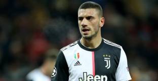 Ювентус отклони предложение на Лестър за Демирал