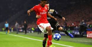 Челси отправи предложение за Фернандеш