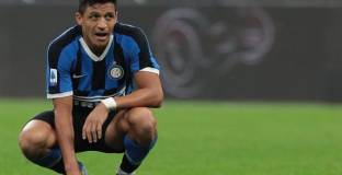 Футболистите на Интер Санчес да остане в клуба