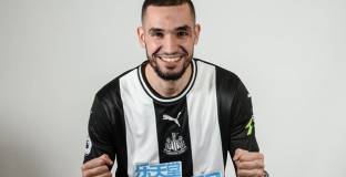 Нюкасъл нае Бенталеб