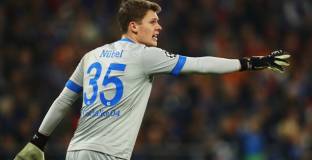 Агентът на Нюбел: Алекс иска да измести Нойер