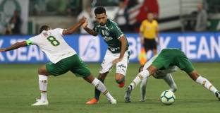 Барселона обяви за трансфера на Фернандеш