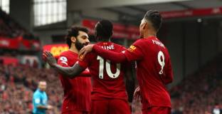 Ливърпул може да остане без шампионски парад